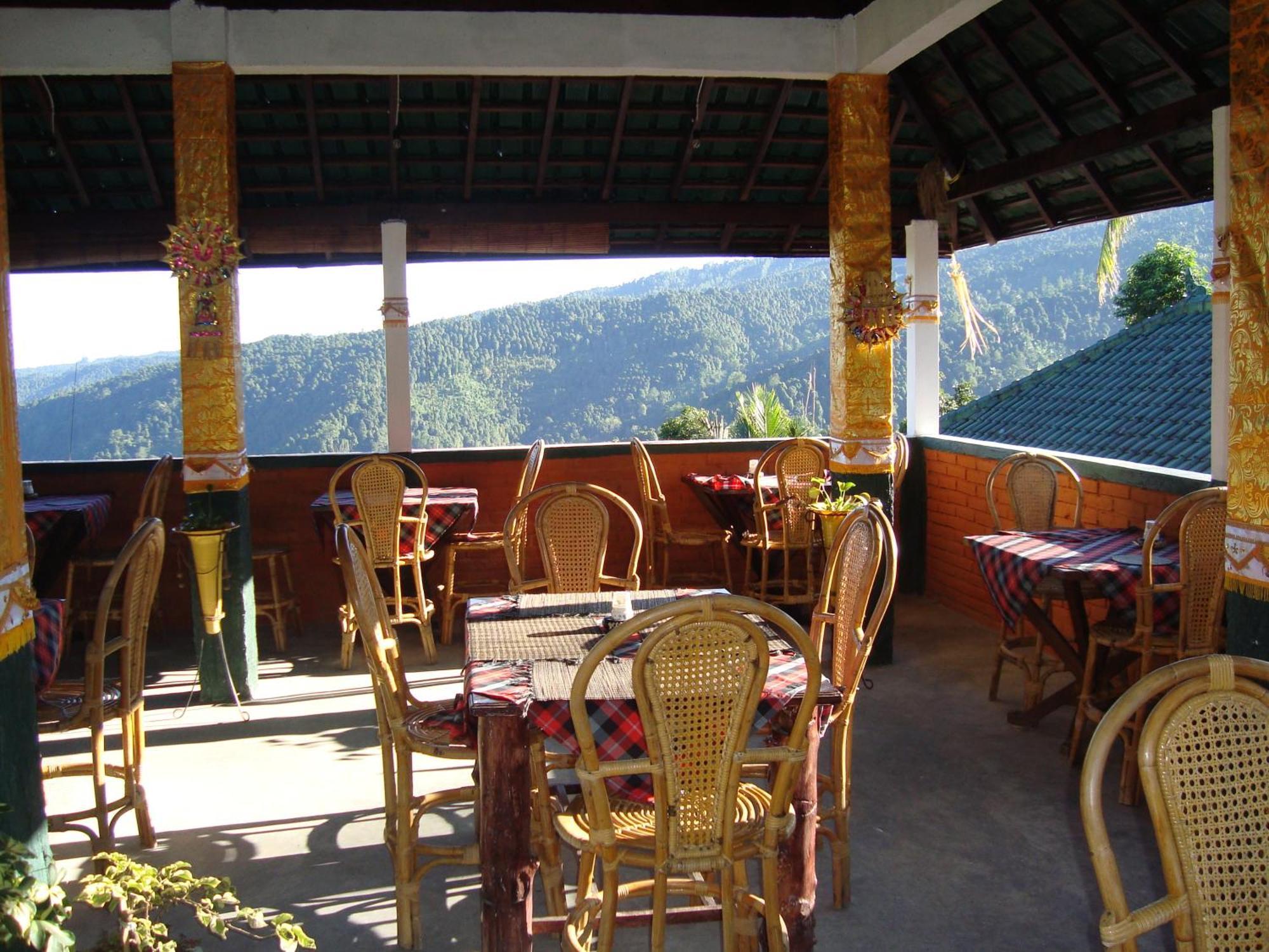 Taman Ayu Homestay Munduk Mitra Reddoorz エクステリア 写真