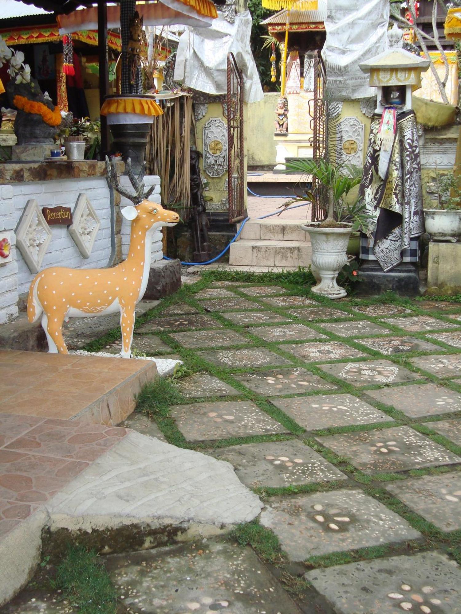 Taman Ayu Homestay Munduk Mitra Reddoorz エクステリア 写真