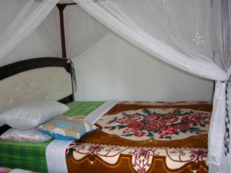 Taman Ayu Homestay Munduk Mitra Reddoorz エクステリア 写真